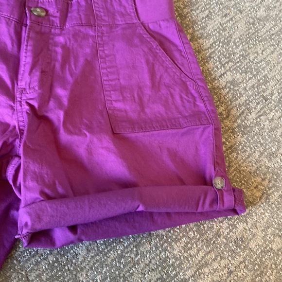 NWOT Lee Jeans shorts. - Picture 4 of 6